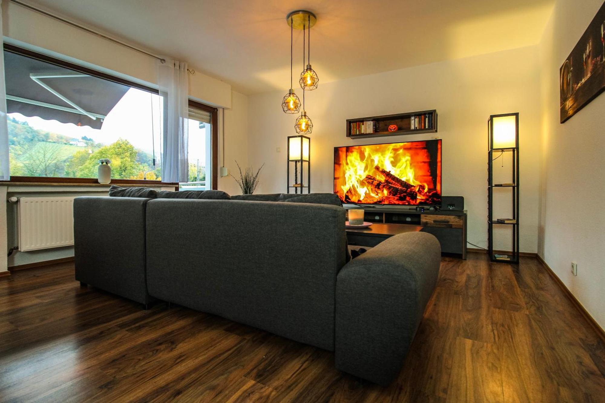 Moderne Fewo Sky Netflix Terrasse Burgblick Boxspringbett Waschtrockner Bullay Exterior photo